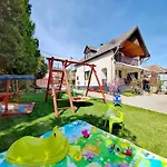 Maja Anna Vendeghaz Ferienhaus *